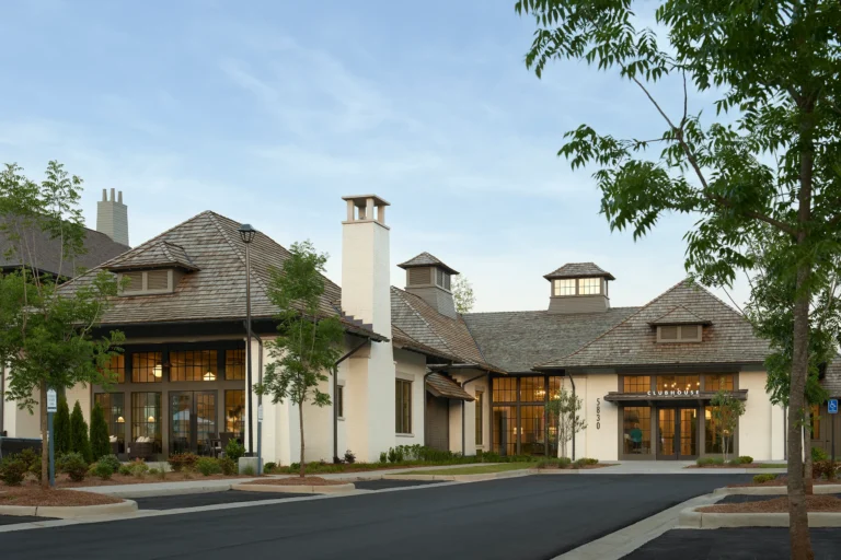 the clubhouse at arise knox square